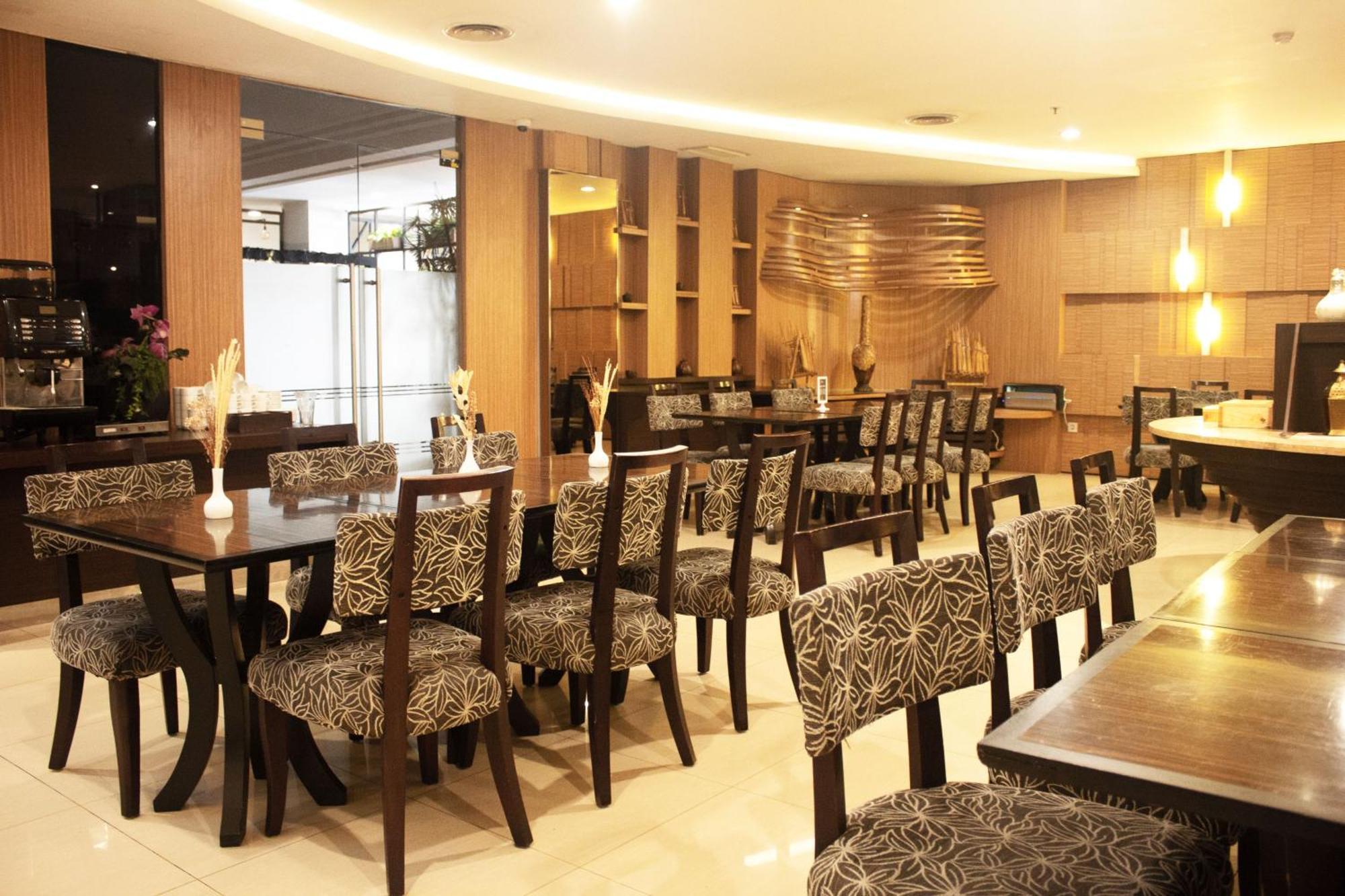 Nemuru Grand Serpong Panunggangah Luaran gambar
