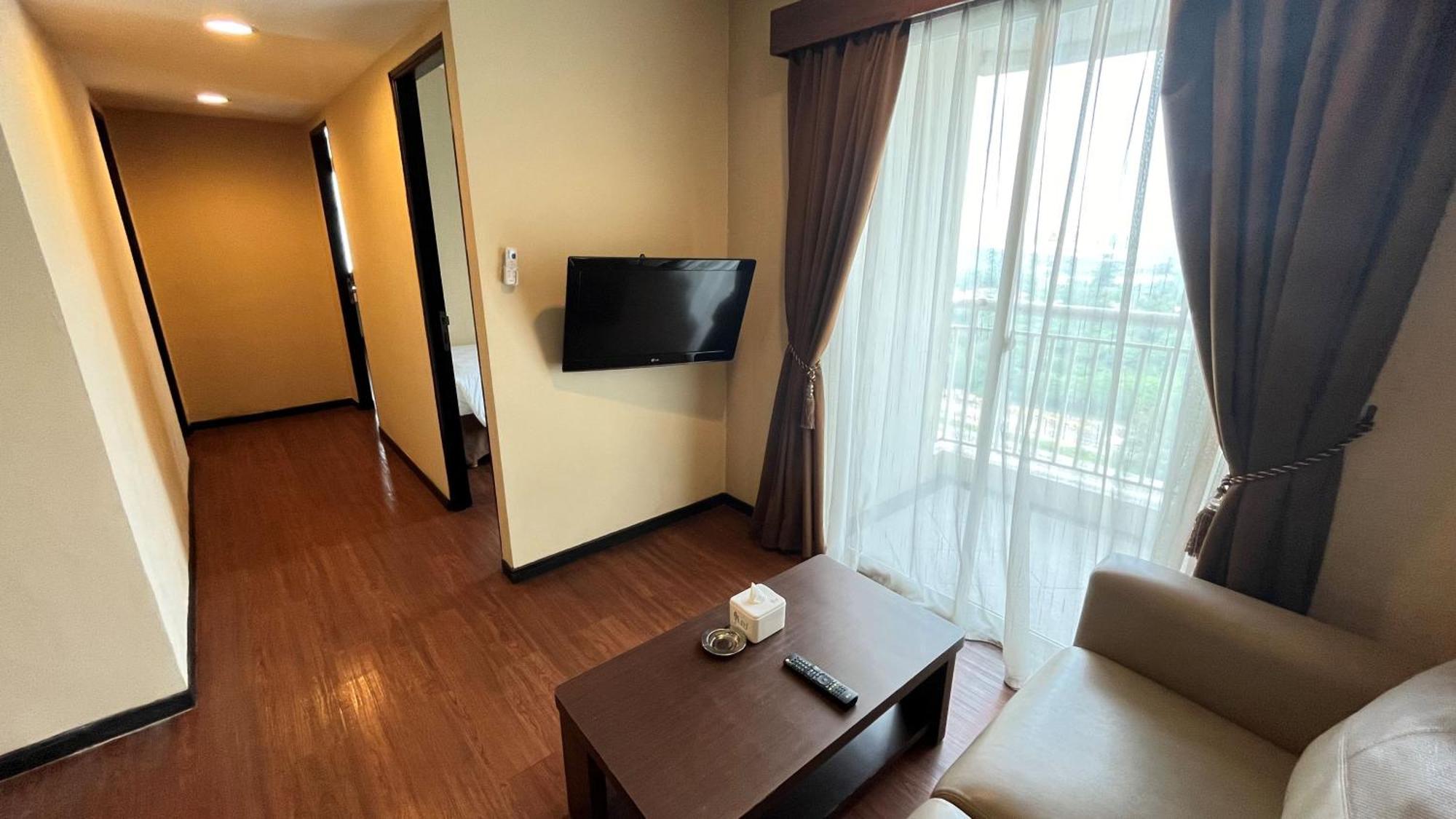 Nemuru Grand Serpong Panunggangah Luaran gambar