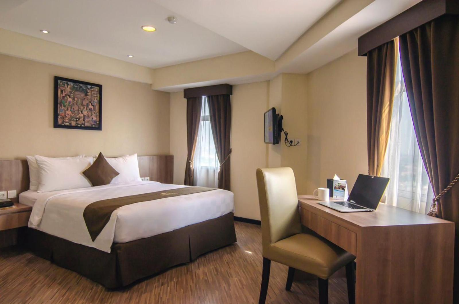 Nemuru Grand Serpong Panunggangah Luaran gambar