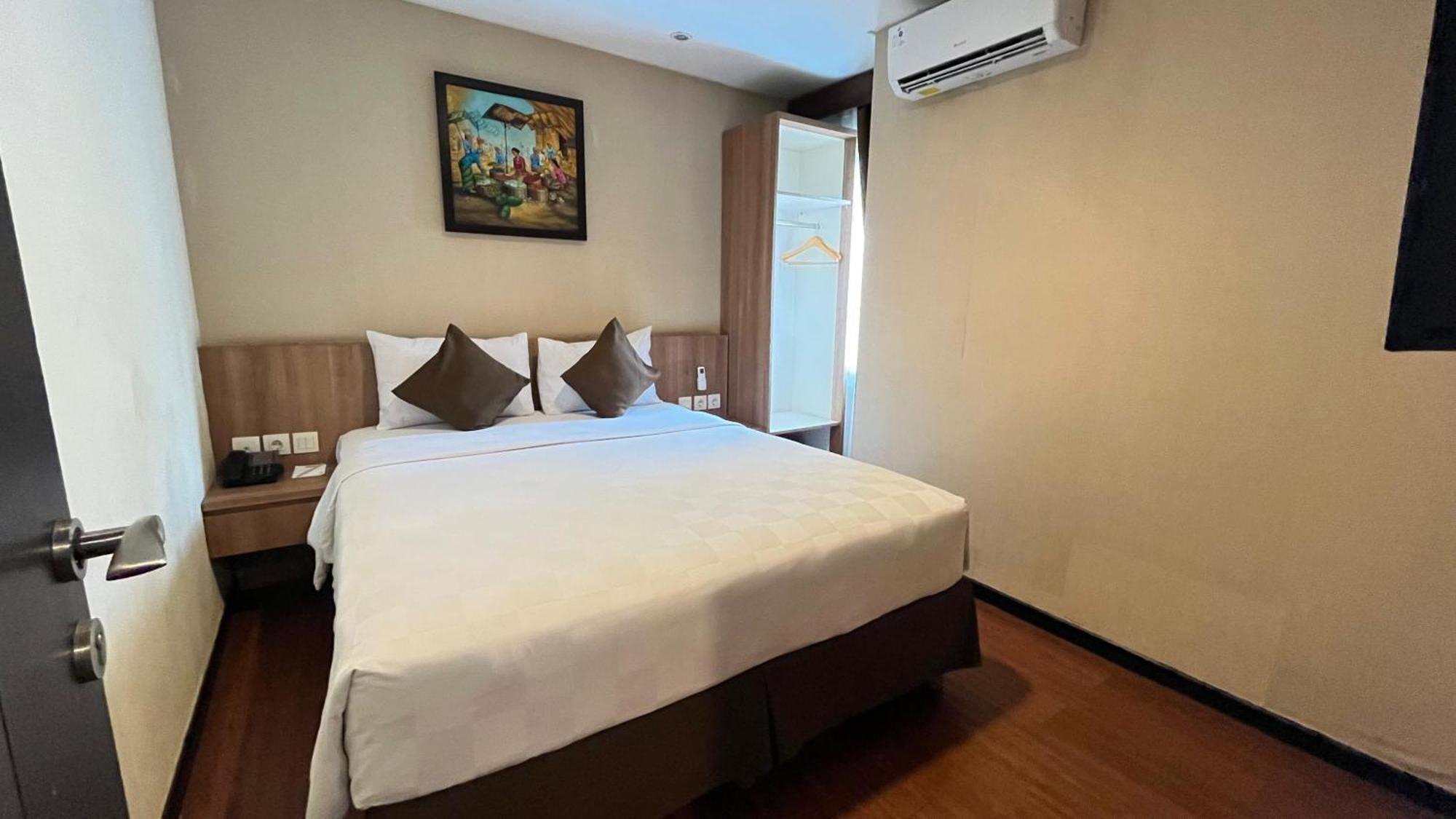 Nemuru Grand Serpong Panunggangah Luaran gambar
